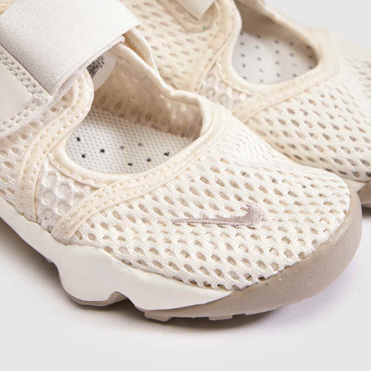 Nike Rift Junior in Beige Nike Rift 4