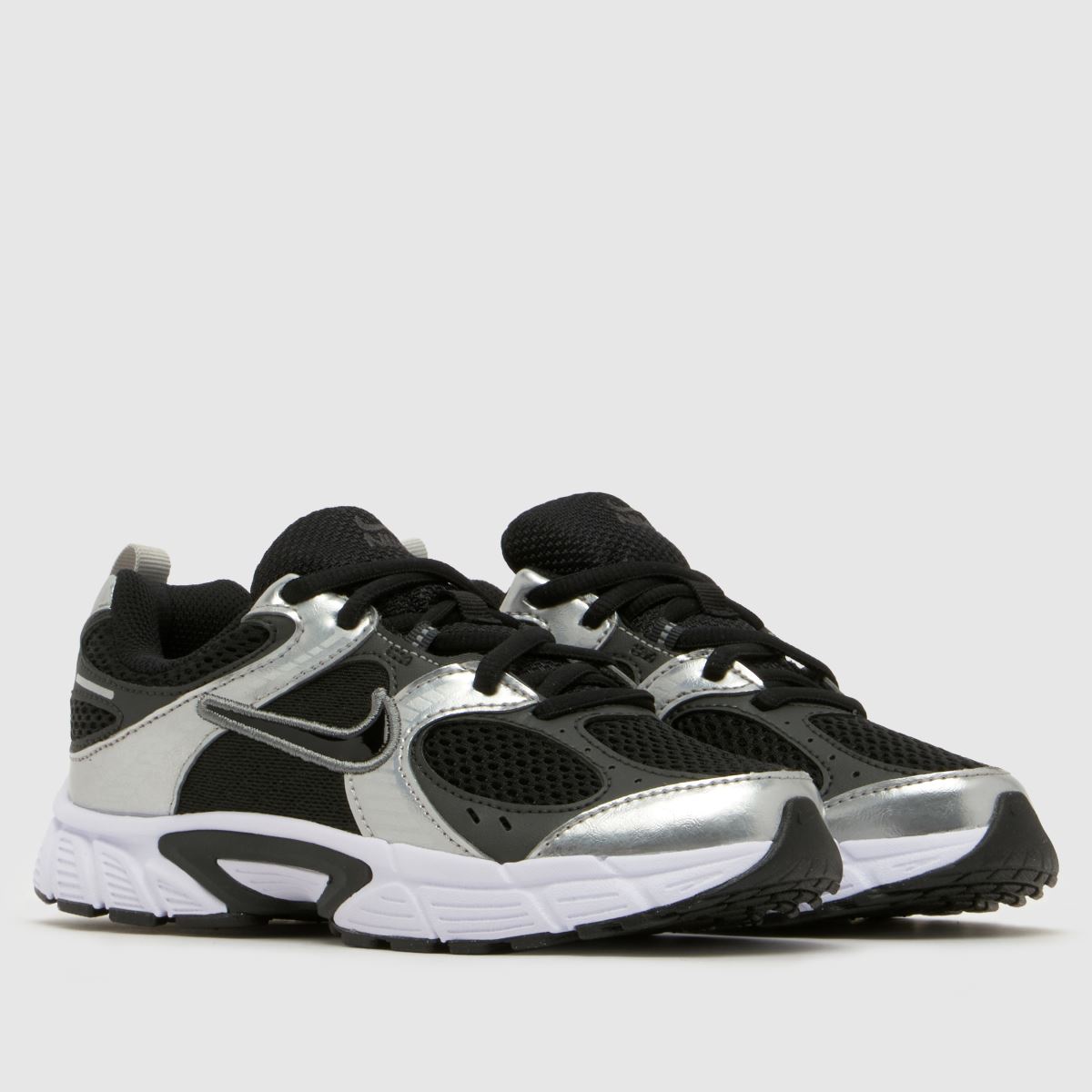 Nike V5 RNR Junior in Black & Grey Nike V5 RNR 1