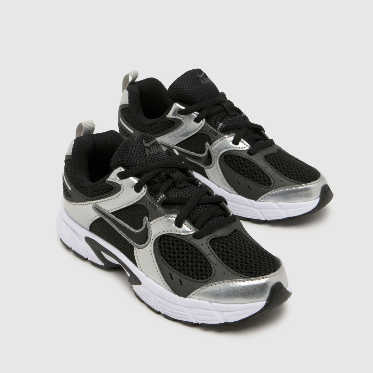 Nike V5 RNR Junior in Black & Grey Nike V5 RNR 4