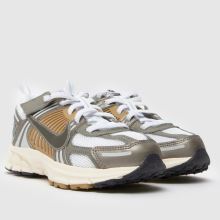 Nike Vomero 5,2 of 4