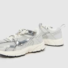 Nike Vomero 5,4 of 4