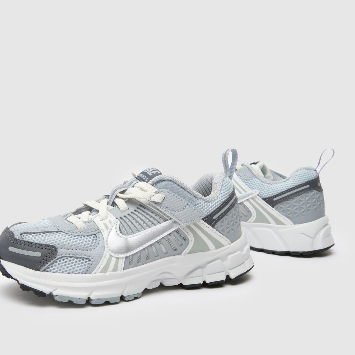 Nike Vomero 5 Junior in Silver Nike Vomero 5 7