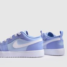 Nike Jordan Air Jordan 1 Low Junior in Pale Blue Nike Jordan Air Jordan 1 Low,4 of 4
