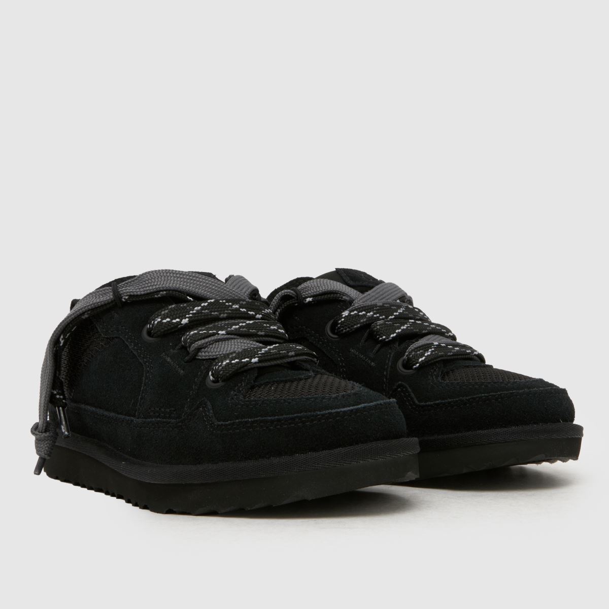 UGG Lo Lowmel Junior in Black UGG Lo Lowmel 1