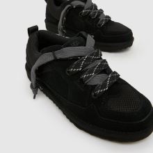 UGG Lo Lowmel Junior in Black UGG Lo Lowmel,3 of 4