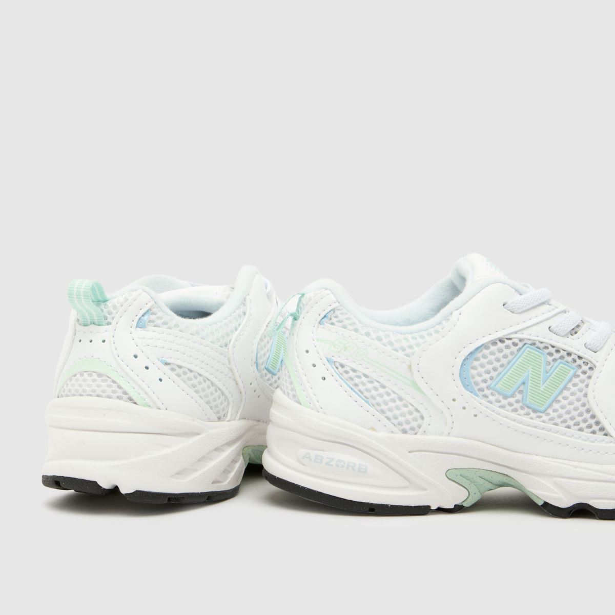 New Balance 530 Junior in White Multi New Balance 530 7