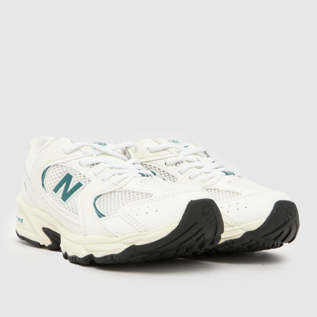 New Balance 530 Junior in White & Green New Balance 530 1