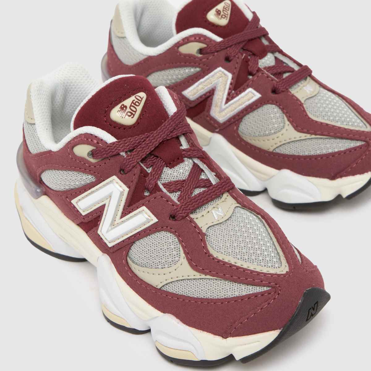 New Balance 9060 Junior in Burgundy New Balance 9060 7
