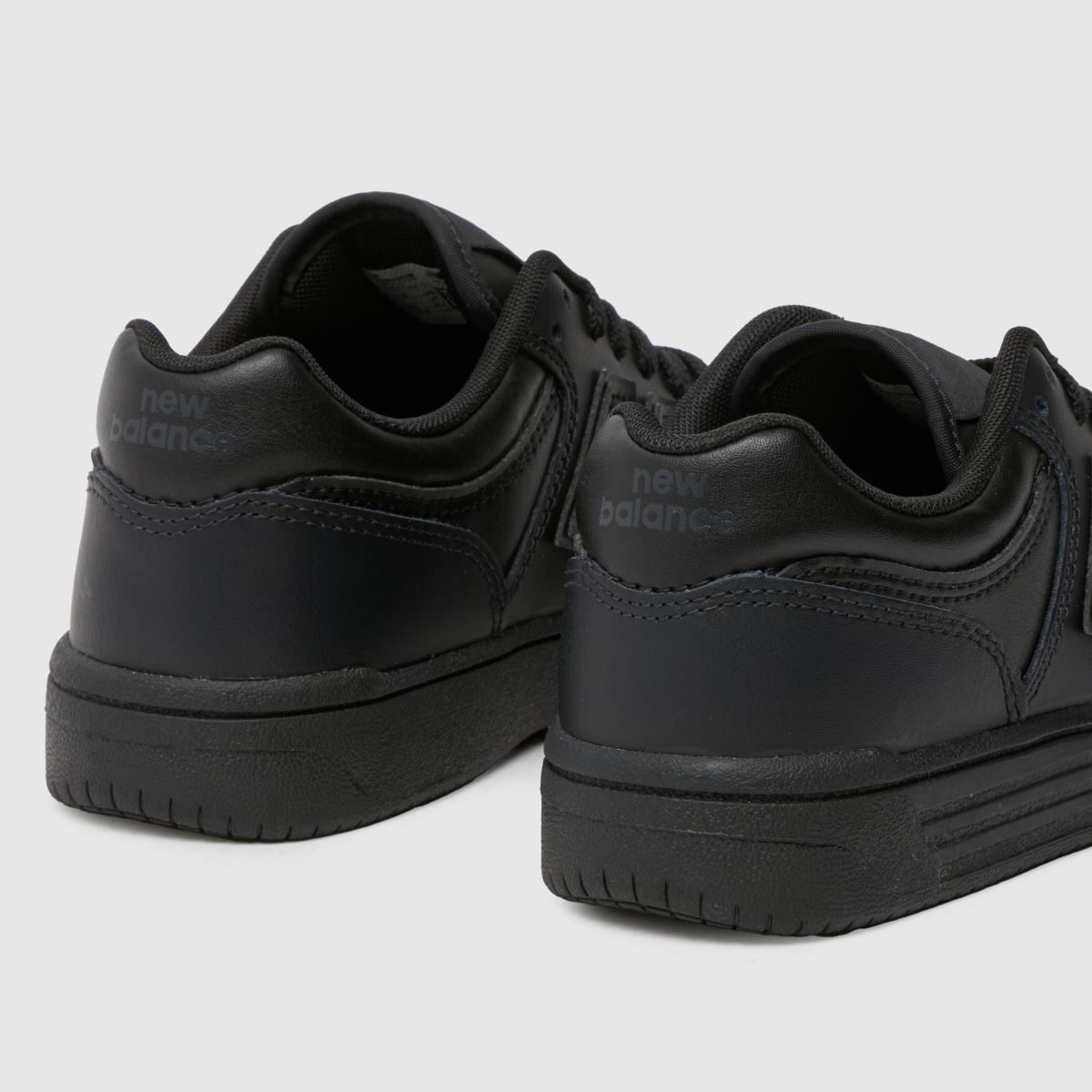 New Balance 480 Junior in Black New Balance 480 7