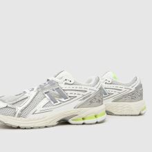 New Balance 1906 Junior in Light Grey New Balance 1906,4 of 4