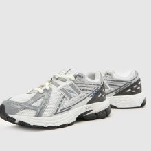 New Balance 1906 Junior in Grey New Balance 1906,4 of 4