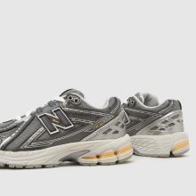 New Balance 1906 Junior in Silver New Balance 1906,4 of 4