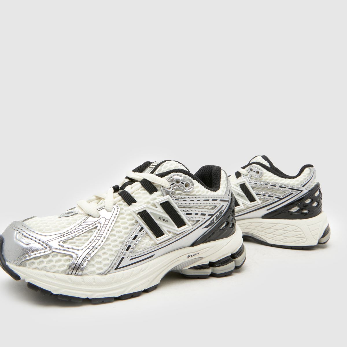 New Balance 1906 Junior in Black & Silver New Balance 1906 7