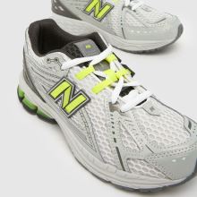New Balance 1906 Junior in Silver Multi New Balance 1906,3 of 4