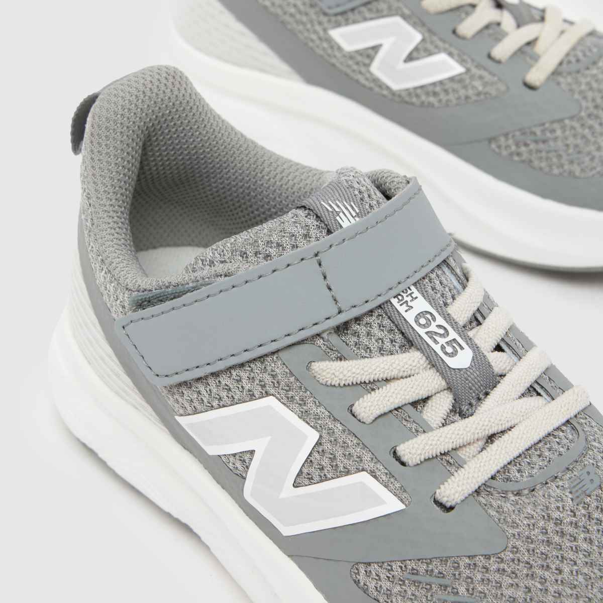 New Balance Fresh Foam 625 Junior in Grey New Balance Fresh Foam 625 4
