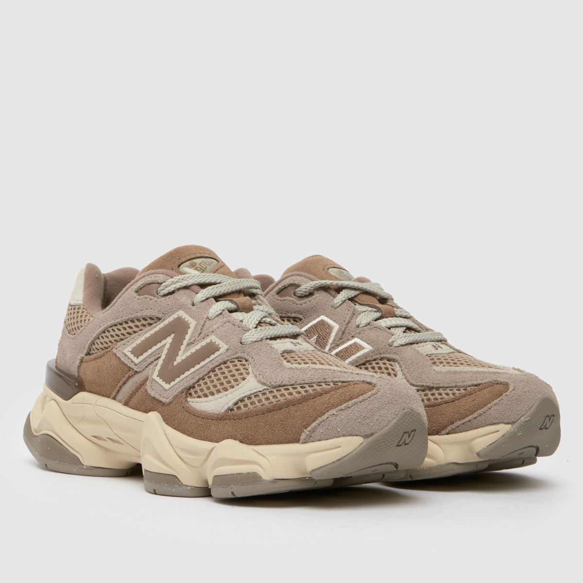 New Balance 9060 Junior in Brown Multi New Balance 9060 1