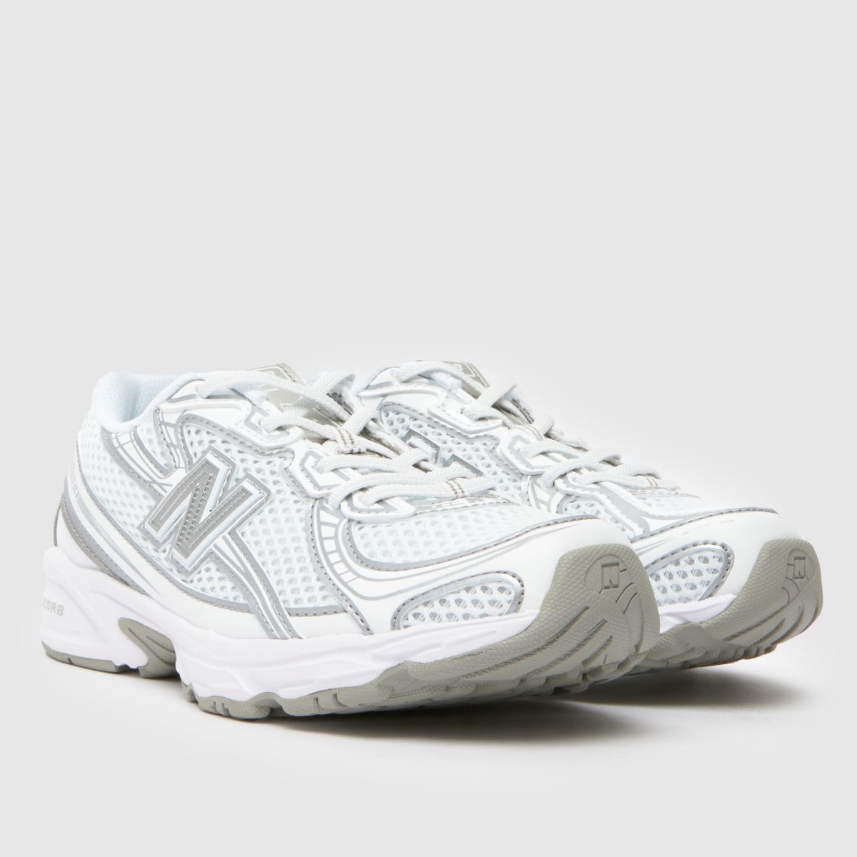 New Balance 740 Junior in White New Balance 740 1