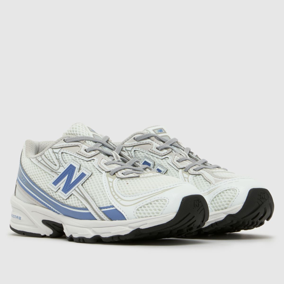 New Balance 740 Junior in White & Blue New Balance 740 1