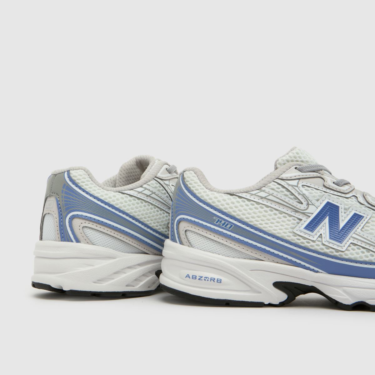 New Balance 740 Junior in White & Blue New Balance 740 7