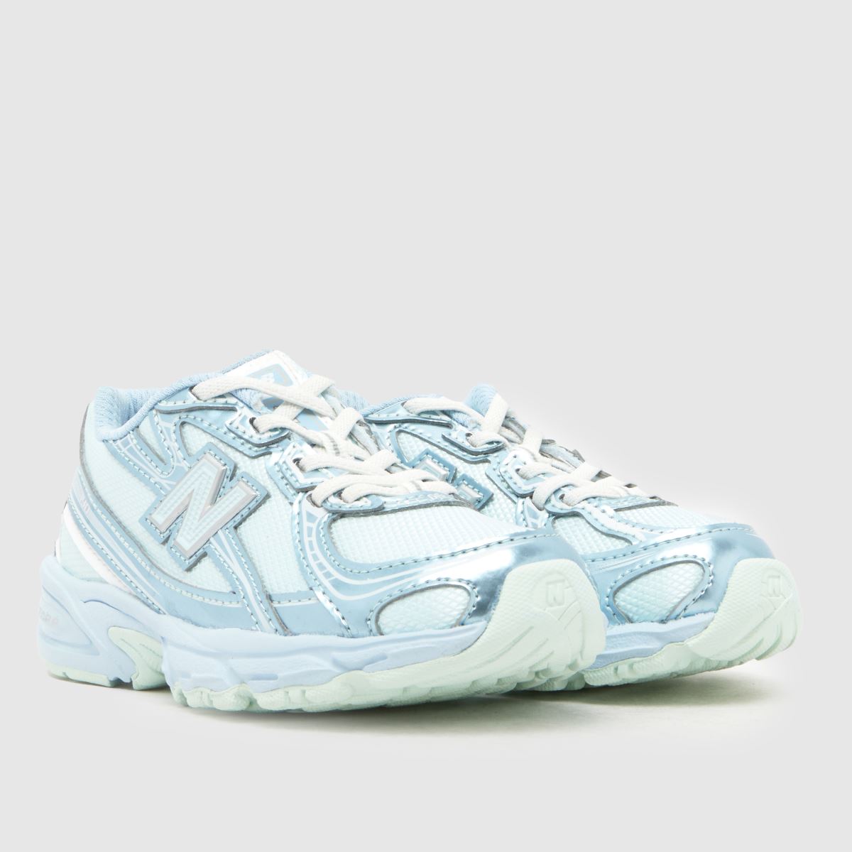 New Balance 740 Junior in Pale Blue New Balance 740 1