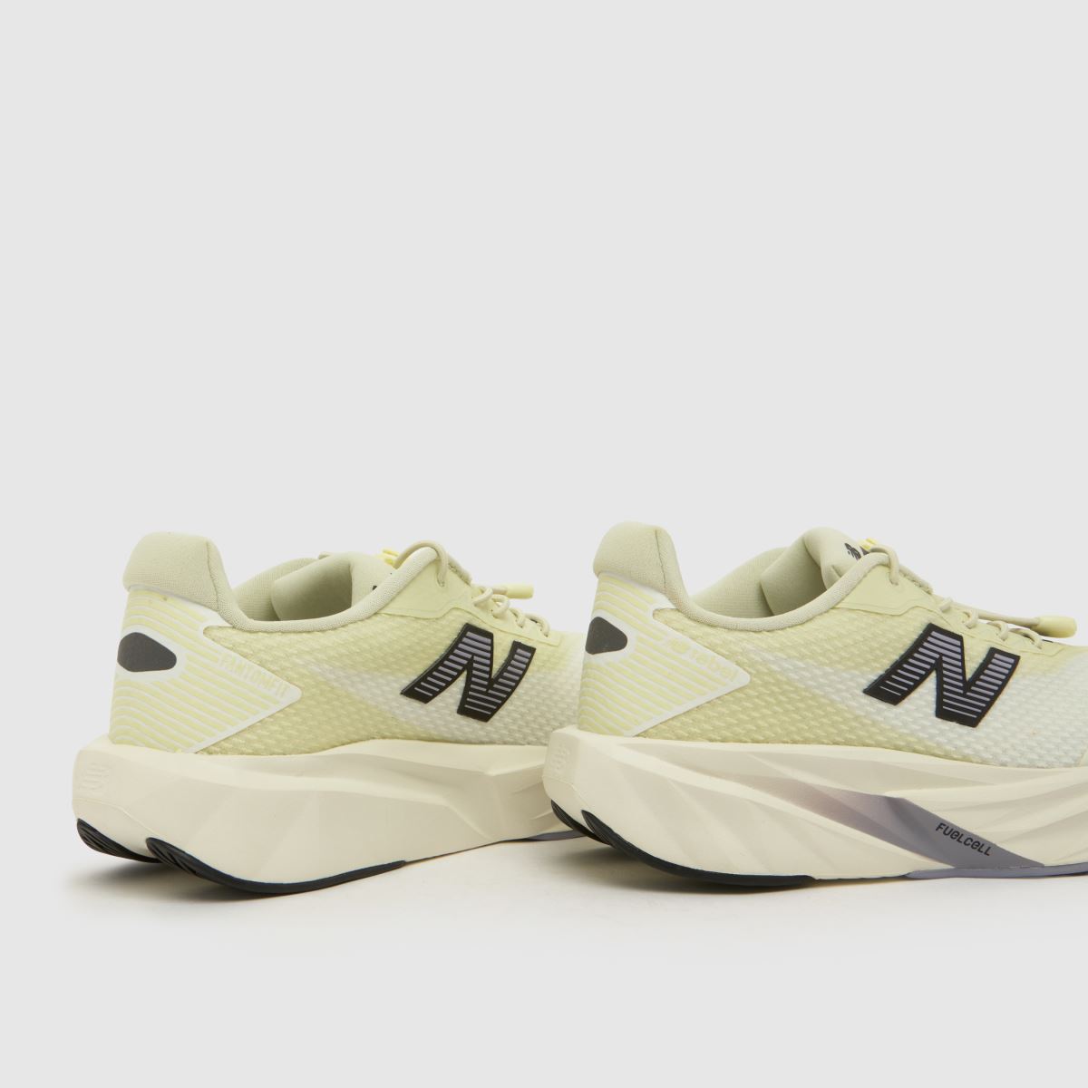 New Balance FuelCell Rebel Junior in Pale Yellow New Balance FuelCell Rebel 4