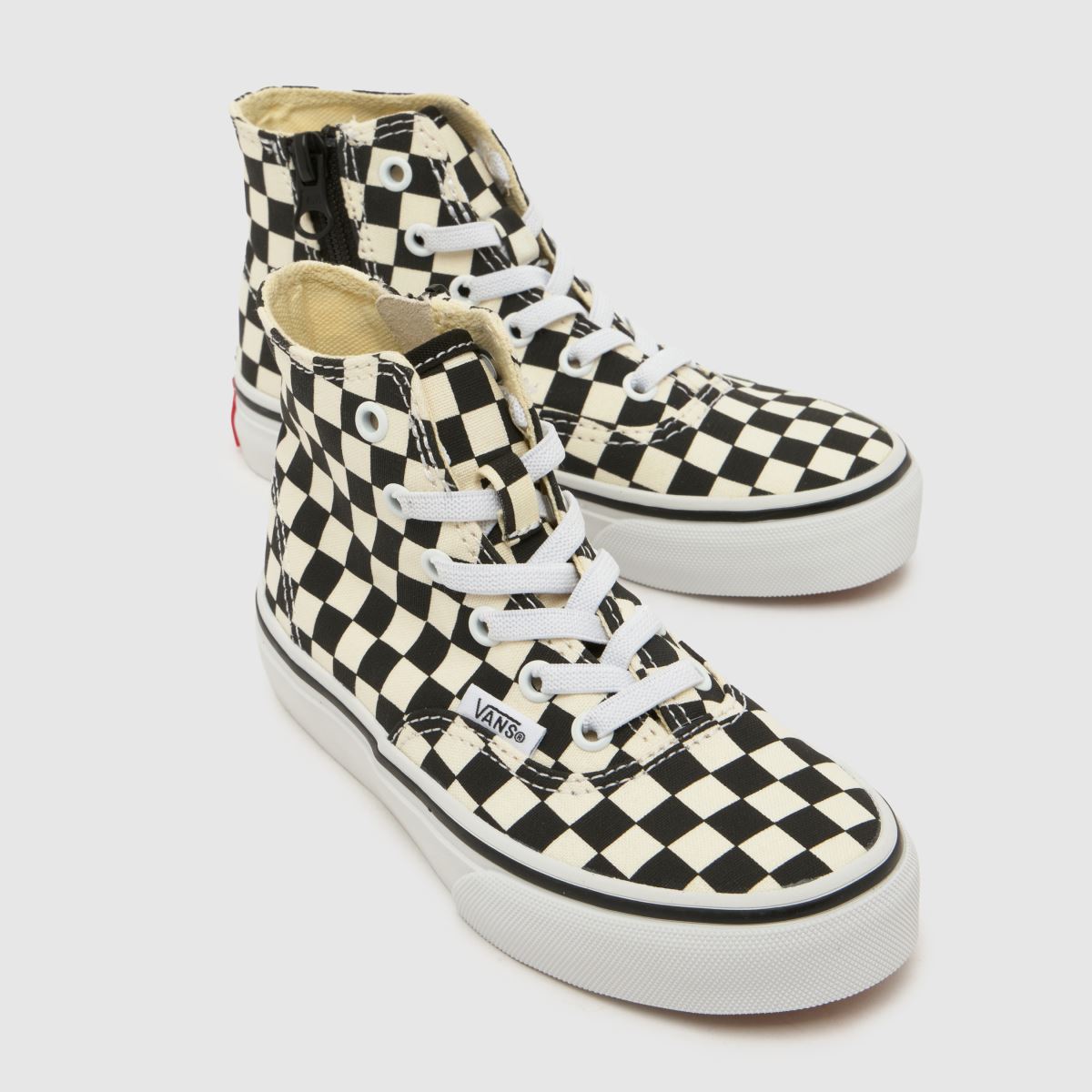 Vans Authentic Hi 2.0 Junior in White & Black Vans Authentic Hi 2.0 4