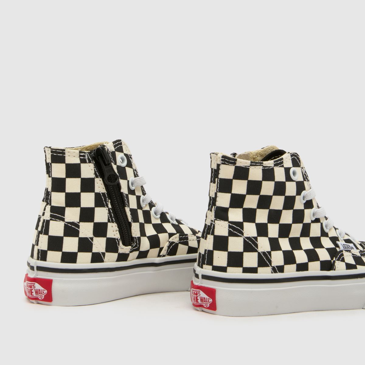 Vans Authentic Hi 2.0 Junior in White & Black Vans Authentic Hi 2.0 7
