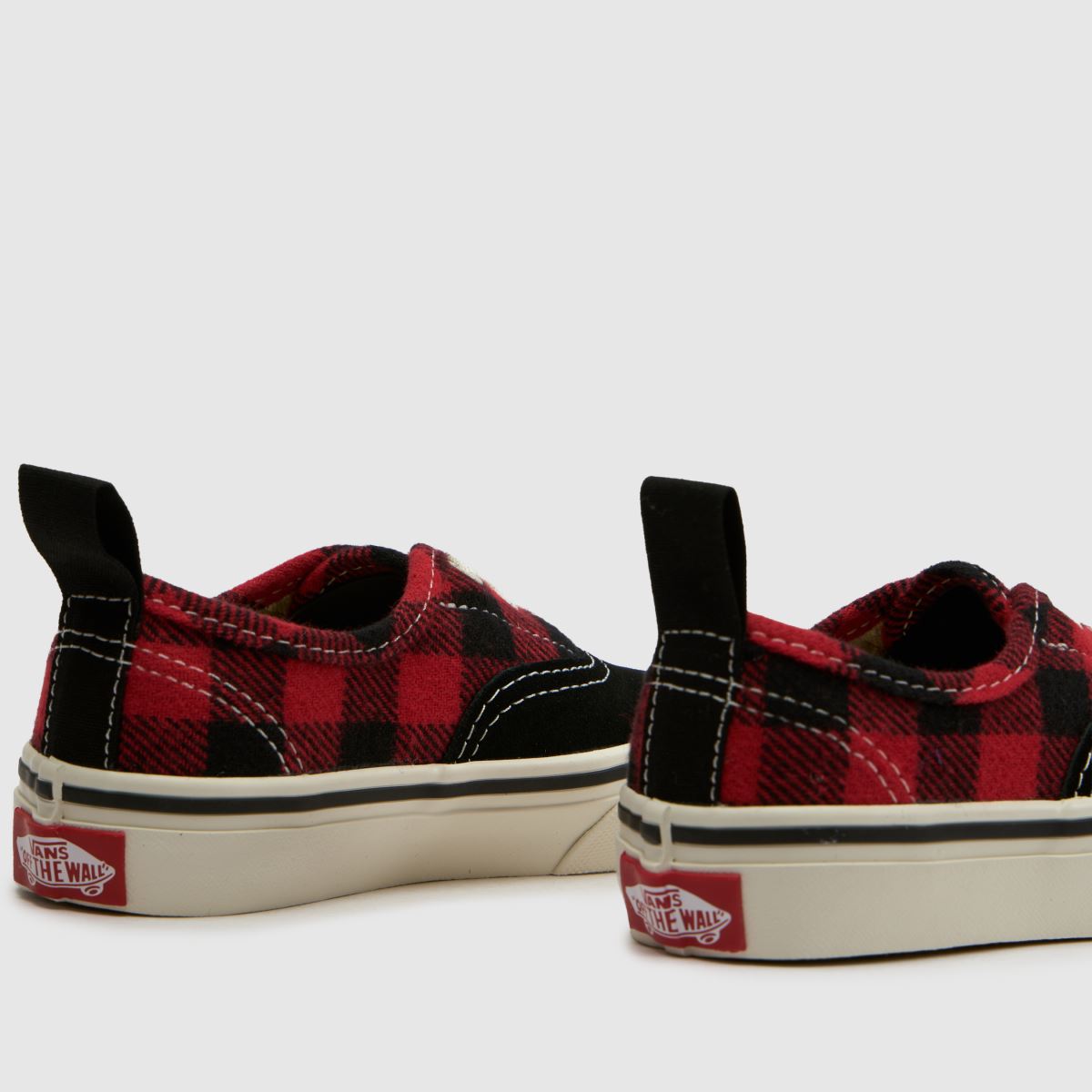Vans Authentic Junior in Black & Red Vans Authentic 7