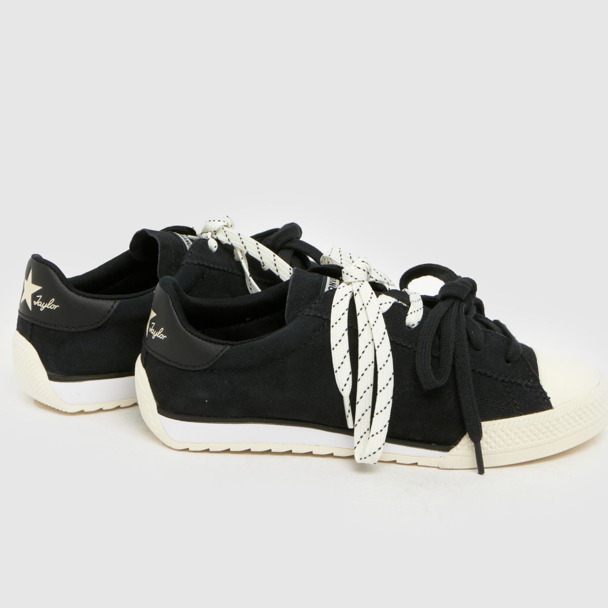 Converse Chuck Taylor Lo Youth in Black Converse Chuck Taylor Lo 4