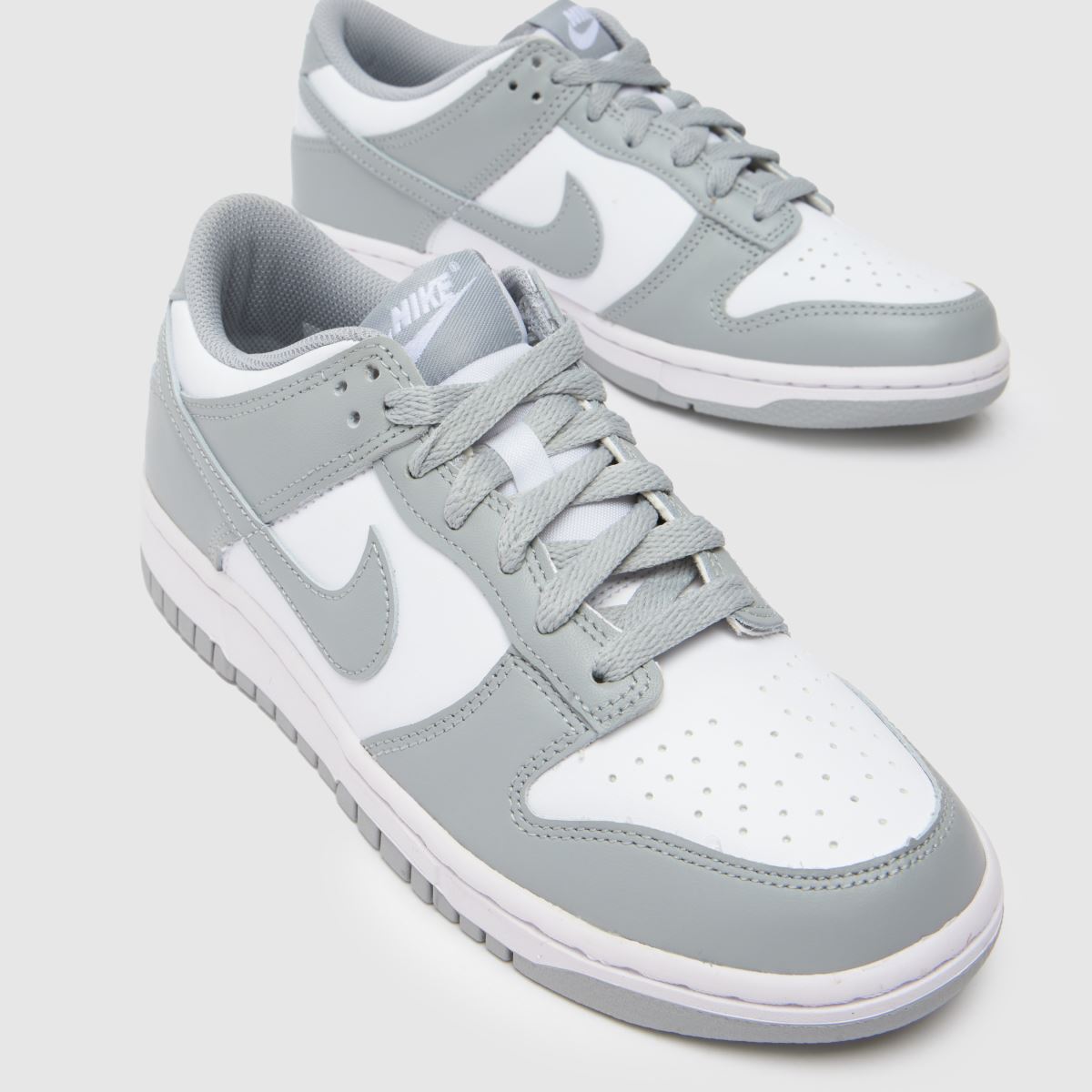 Nike Dunk Low Youth in White & grey Nike Dunk Low 4