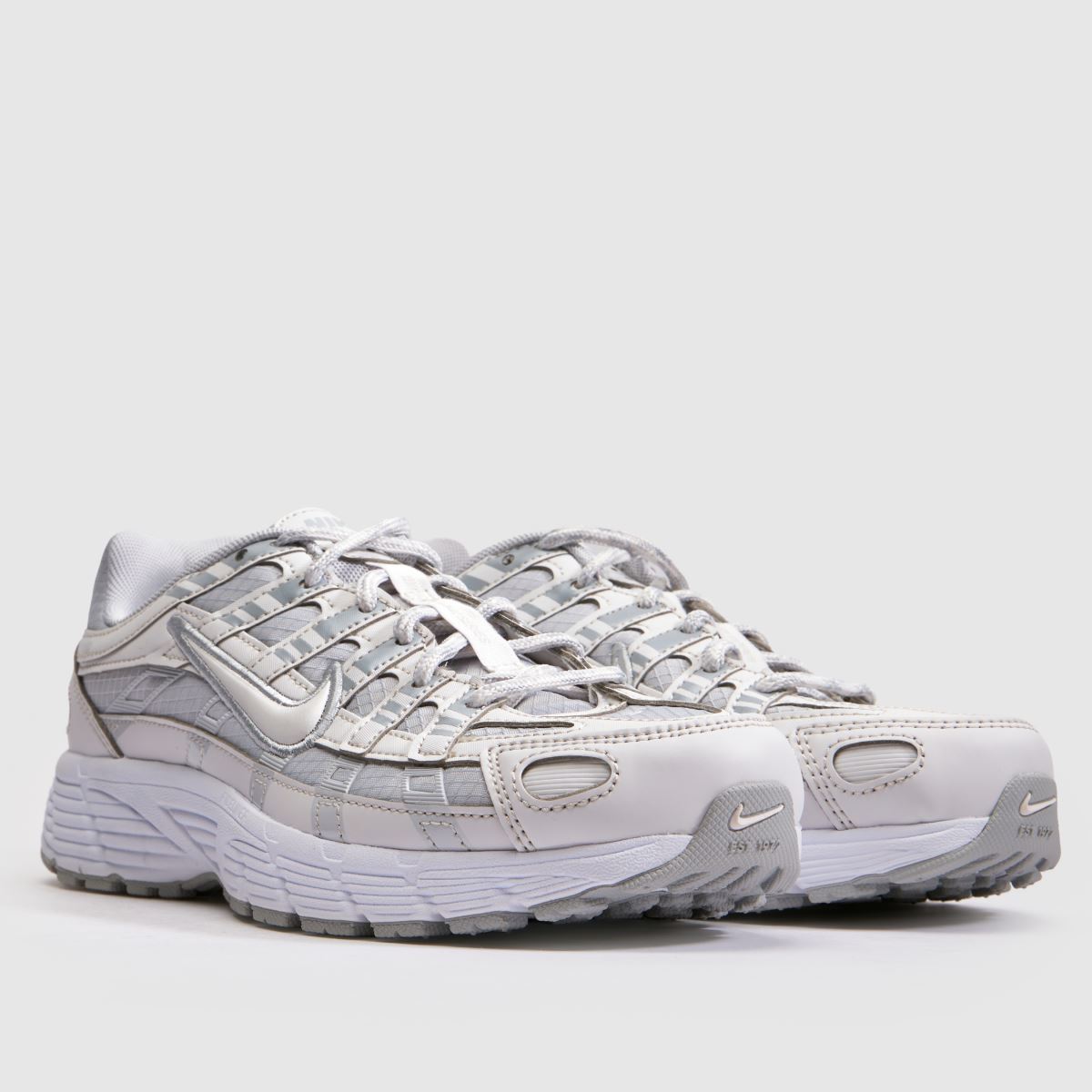 Nike P-6000 Youth in Grey Nike P-6000 1