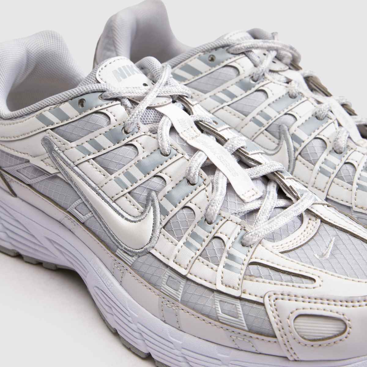 Nike P-6000 Youth in Grey Nike P-6000 4
