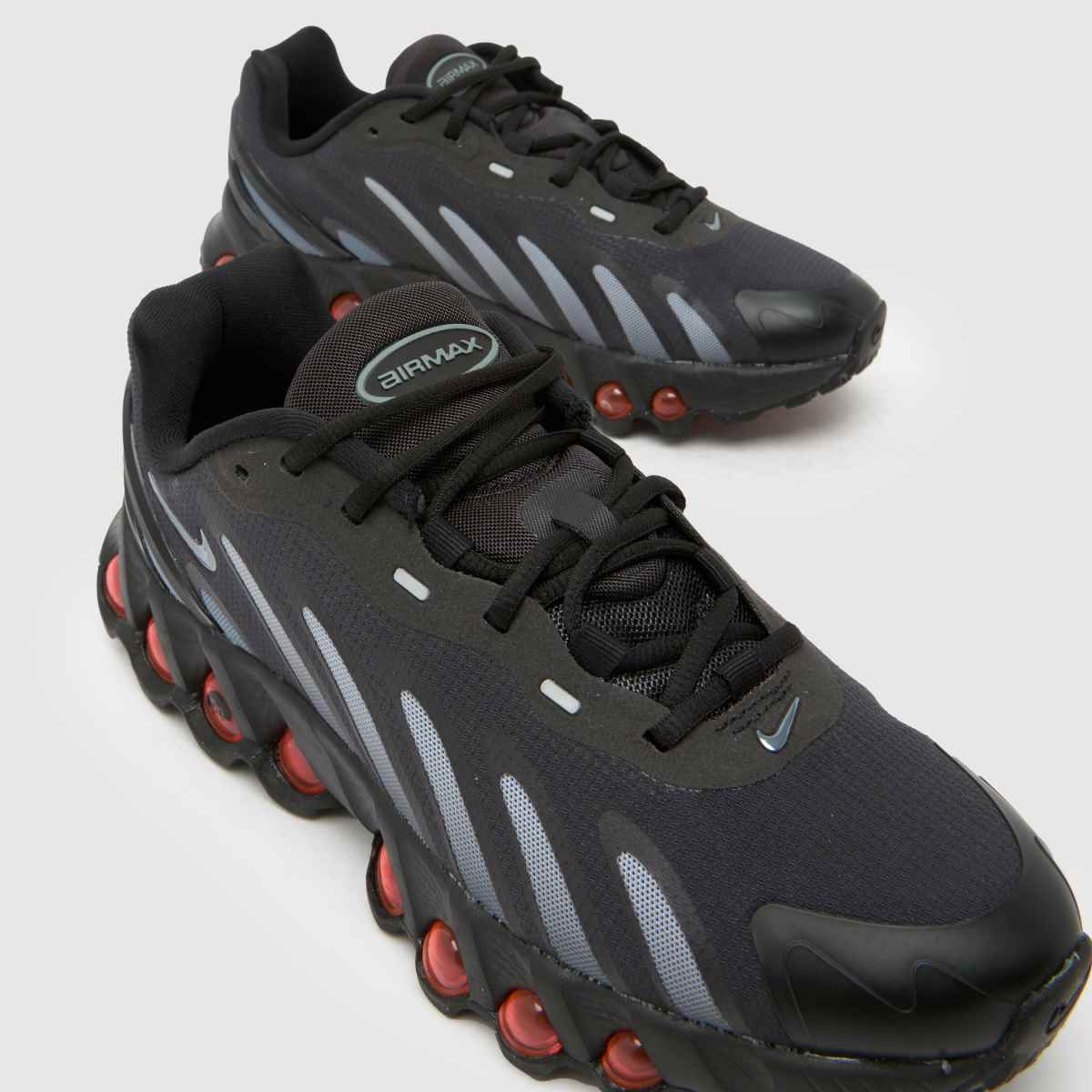 Nike Air Max DN8 Youth in Black & Red Nike Air Max DN8 4