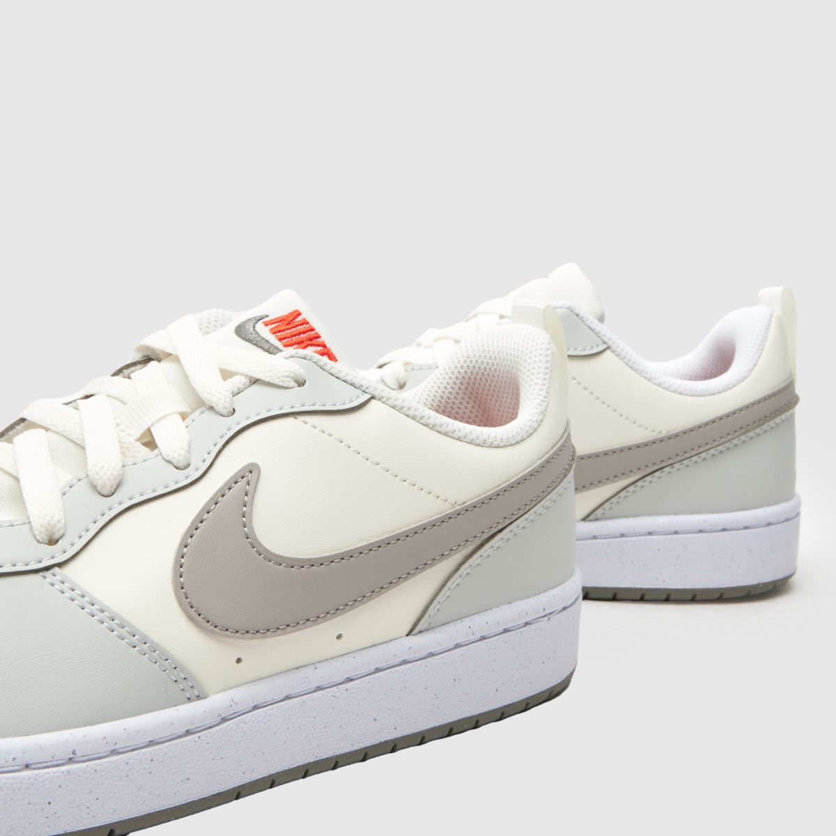 Nike Court Borough Low Youth in Stone Multi Nike Court Borough Low 7