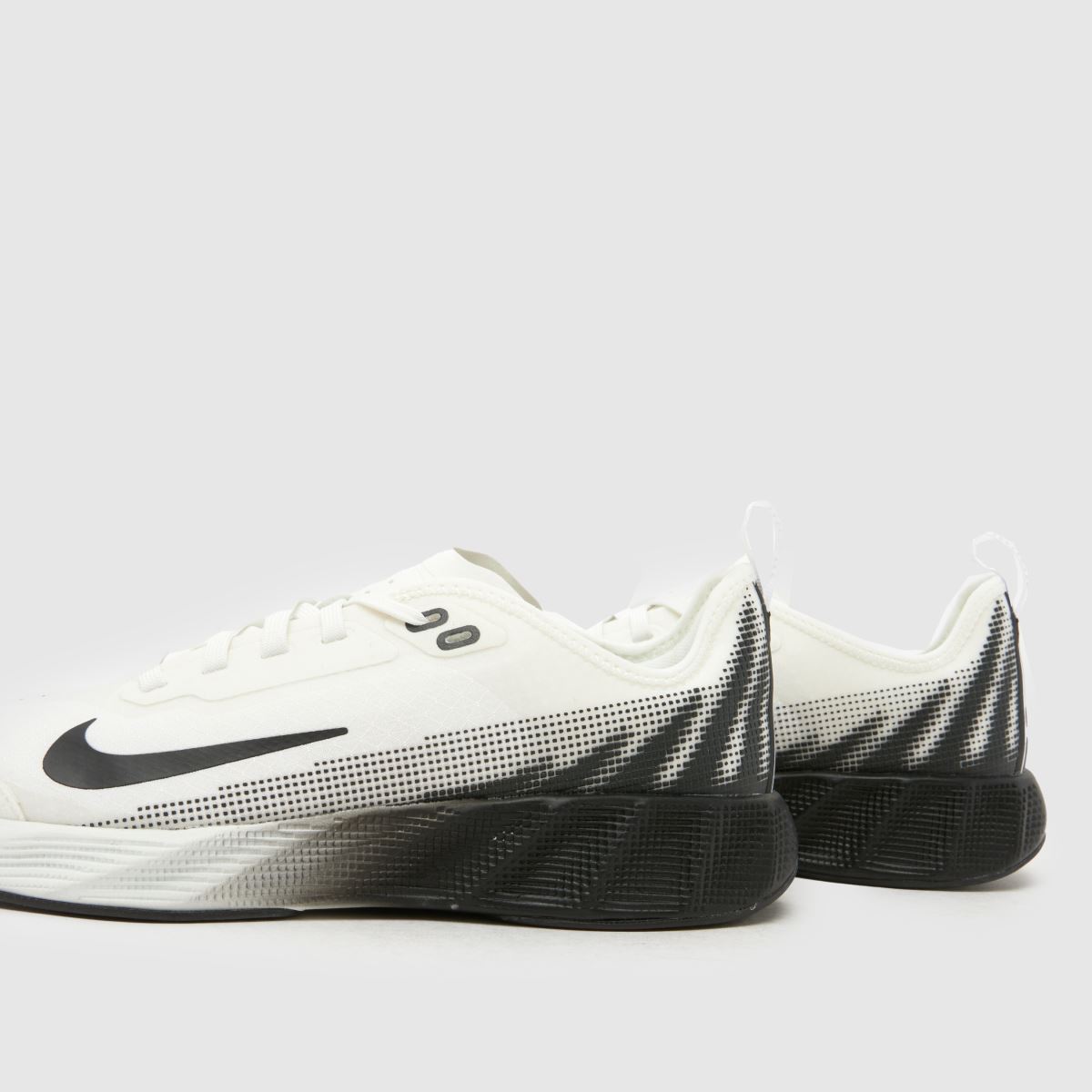 Nike Ava X Youth in White & Black Nike Ava X 7