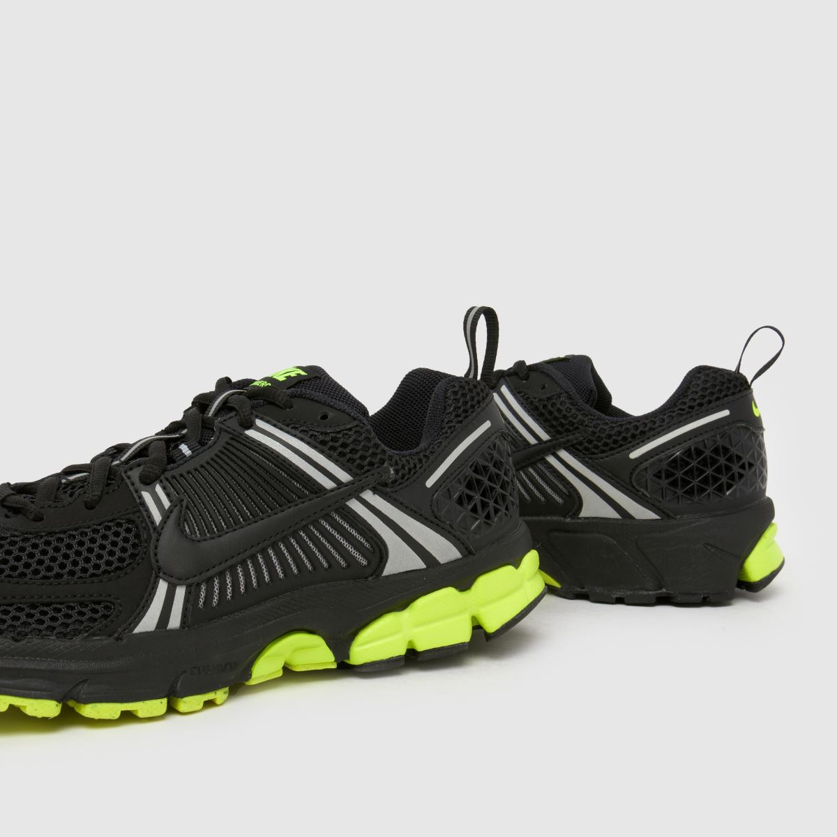 Nike Vomero 5 Youth in Black & Green Nike Vomero 5 7