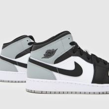Nike Jordan Air 1 Mid,3 of 4