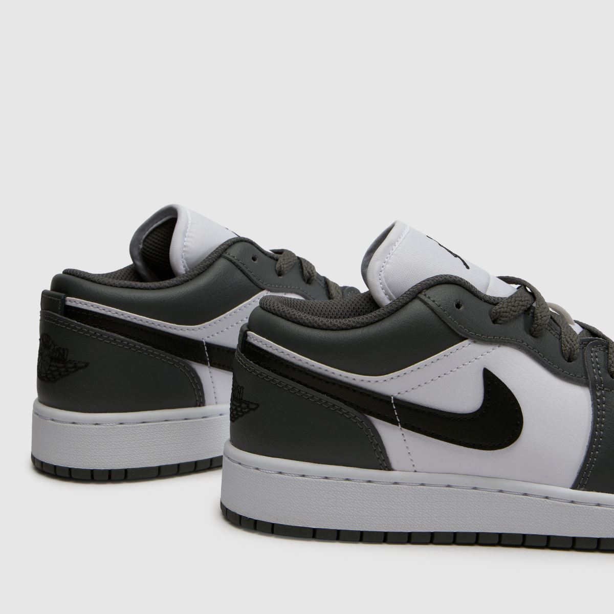 Nike Jordan Air 1 Low Youth in White Multi Nike Jordan Air 1 Low 4