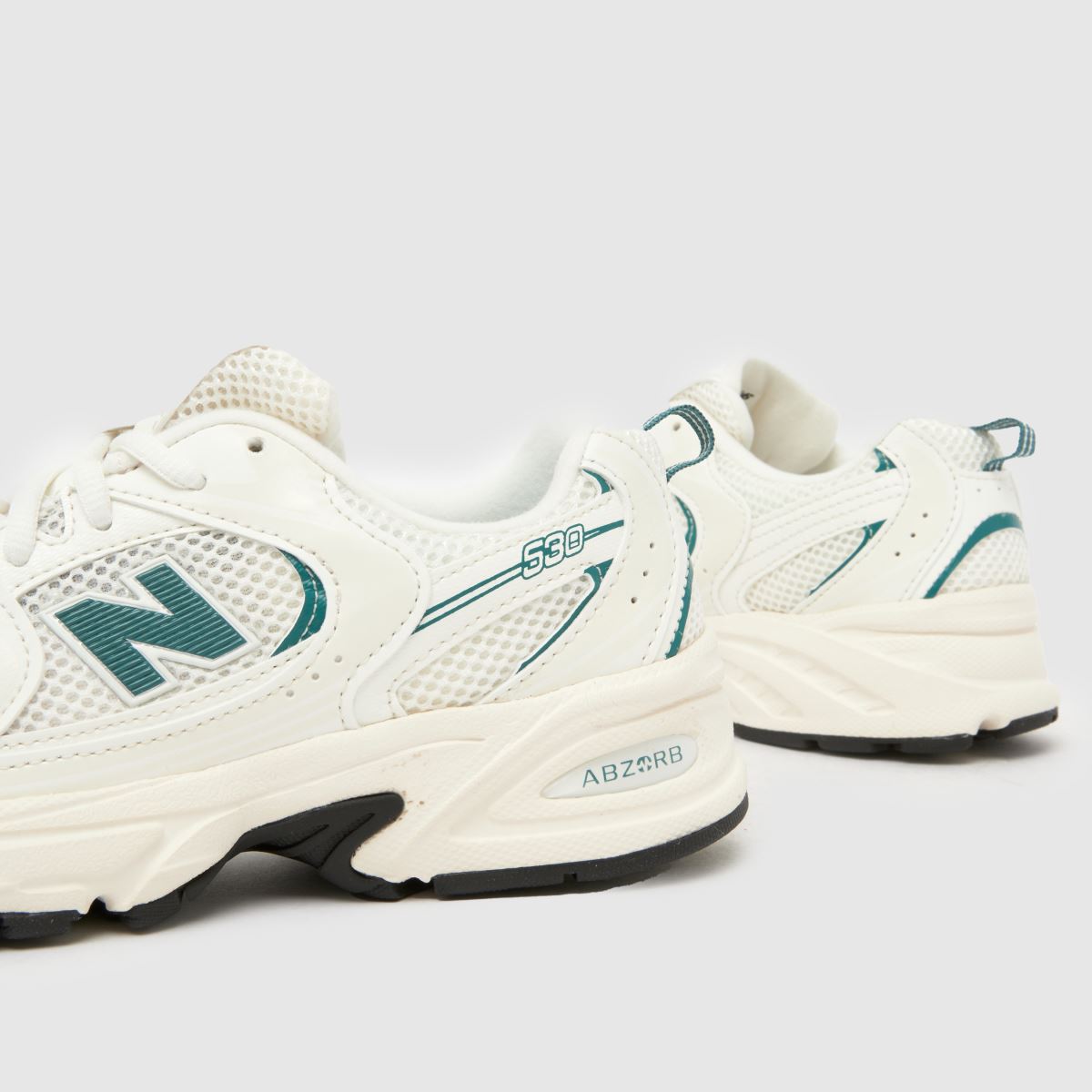 New Balance 530 Youth in White & Green New Balance 530 7
