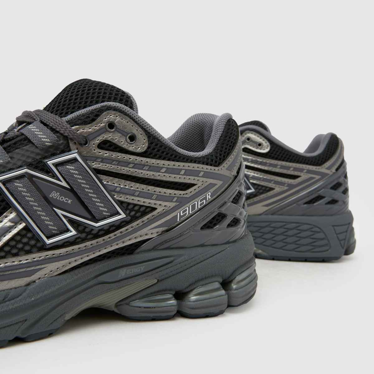 New Balance 1906 Youth in Black & Grey New Balance 1906 7