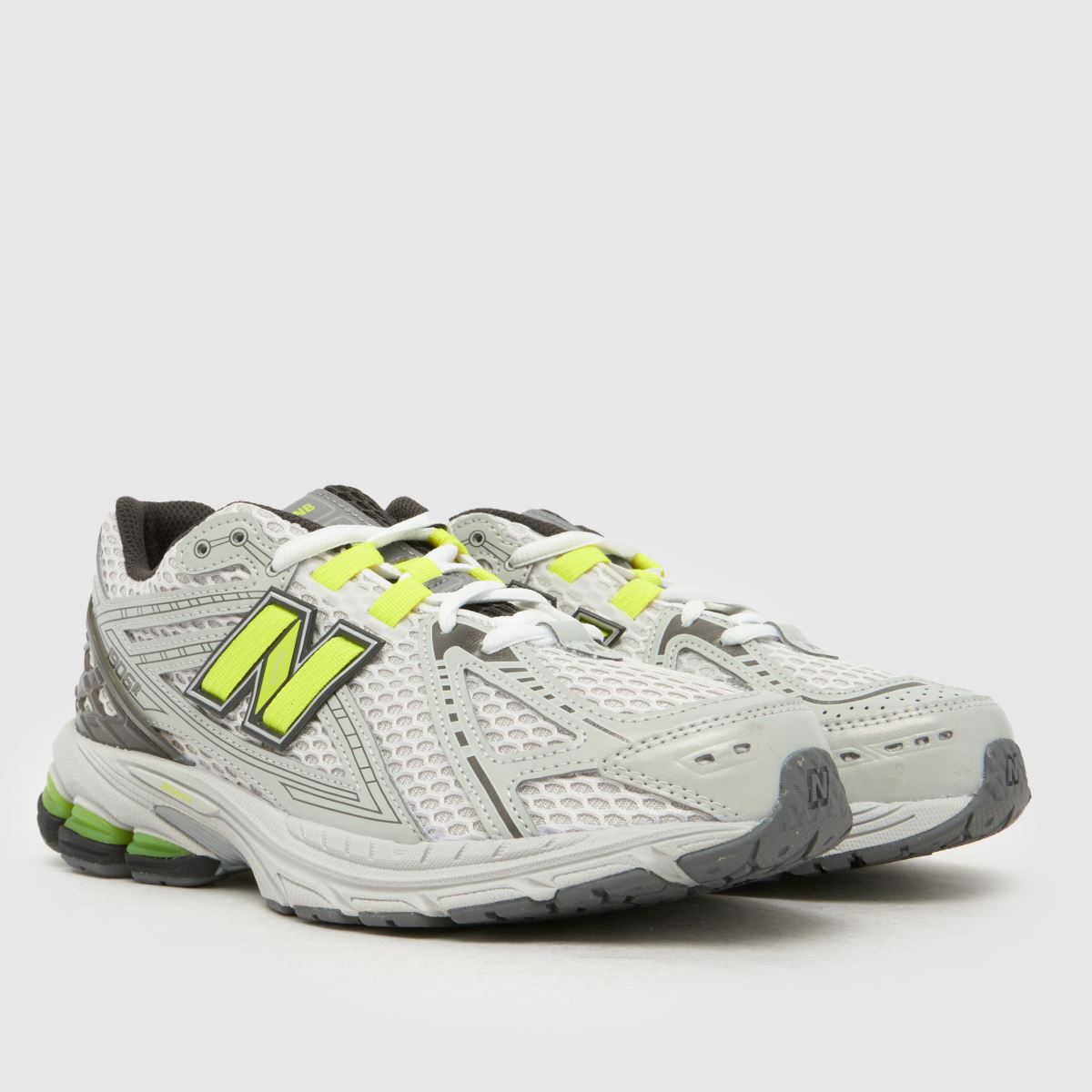 New Balance 1906 Youth in Silver Multi New Balance 1906 1