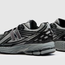 New Balance 1906 Youth in Grey & Black New Balance 1906,4 of 4