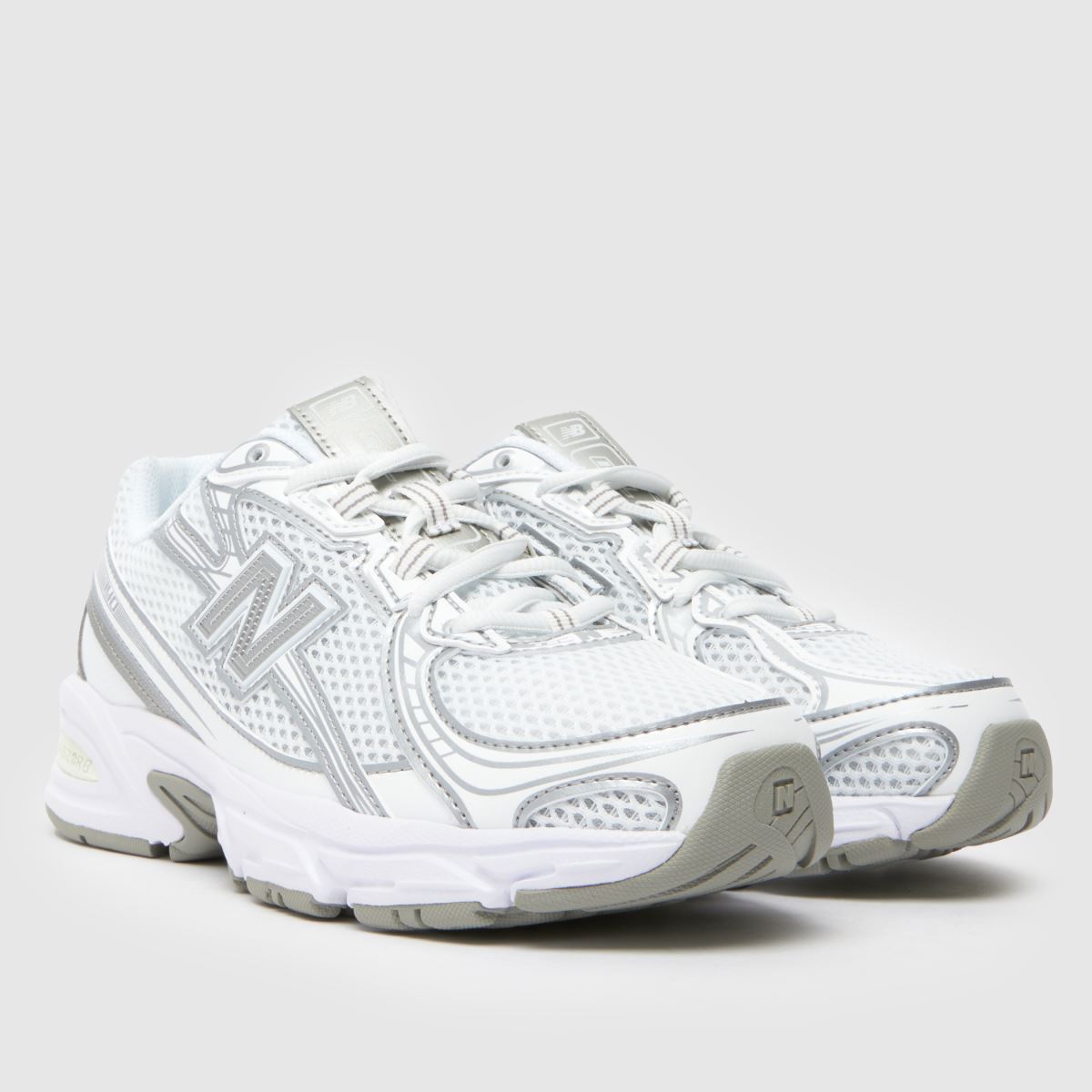 New Balance 740 Youth in White New Balance 740 1