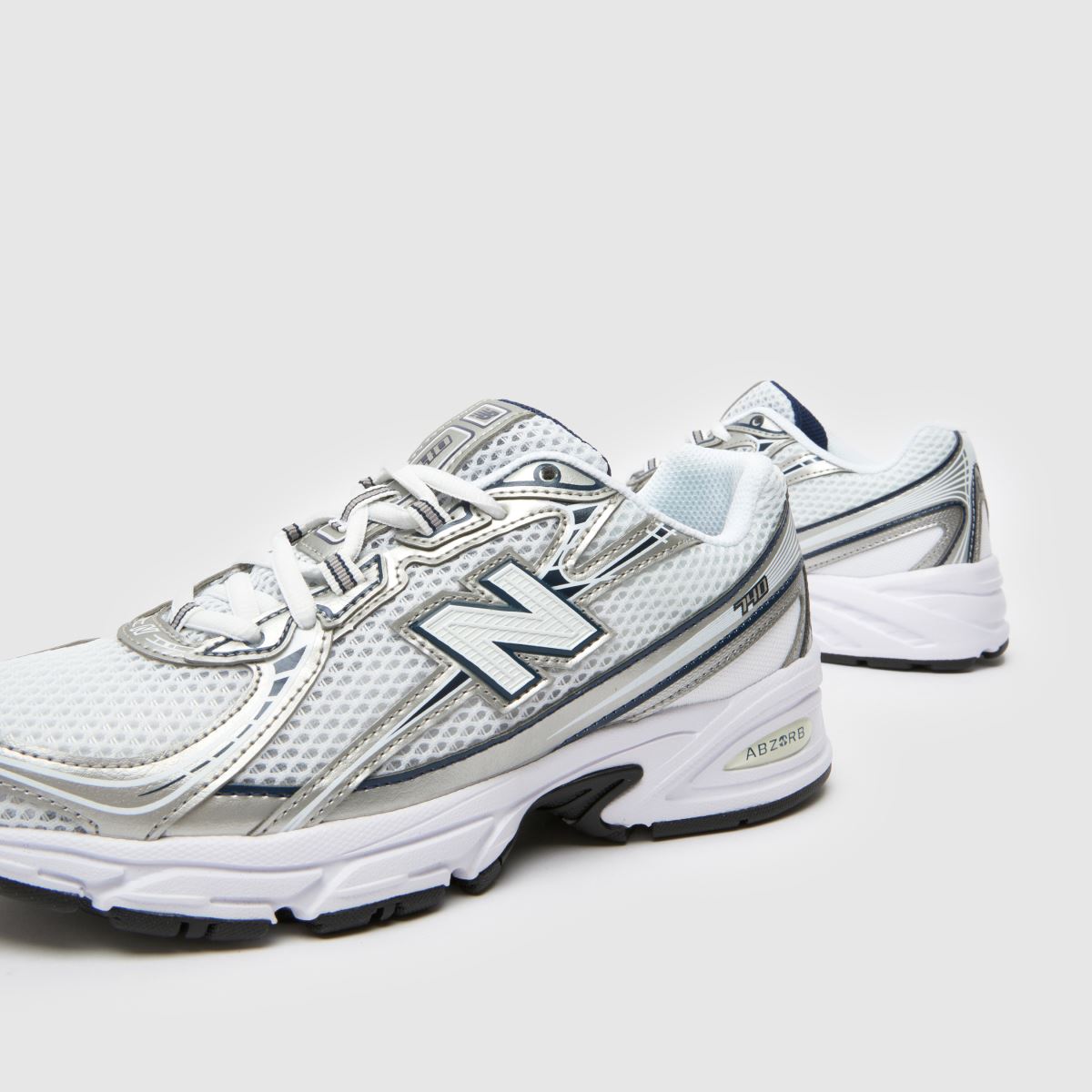 New Balance 740 Youth in White & Navy New Balance 740 7