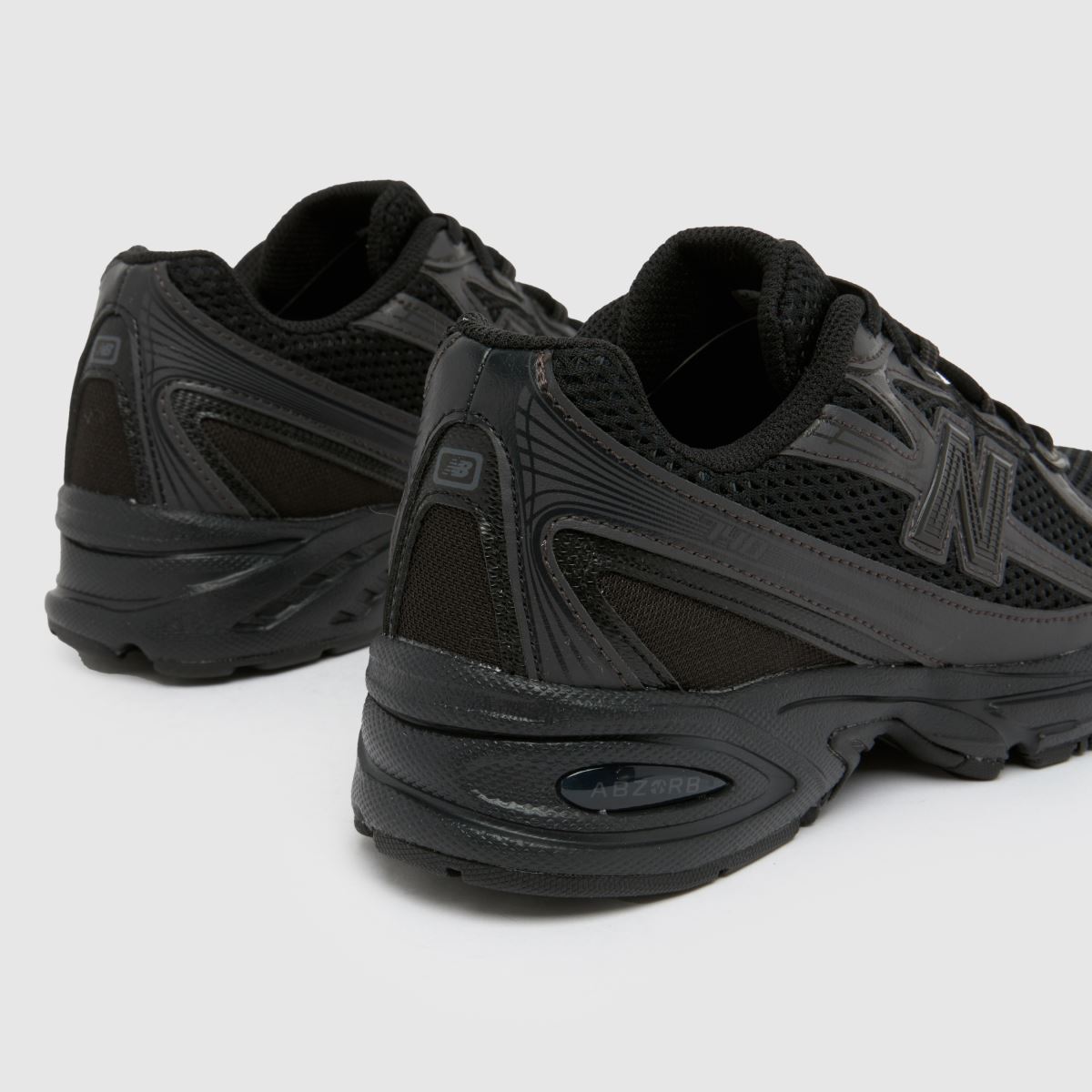 New Balance 740 Youth in Black New Balance 740 7