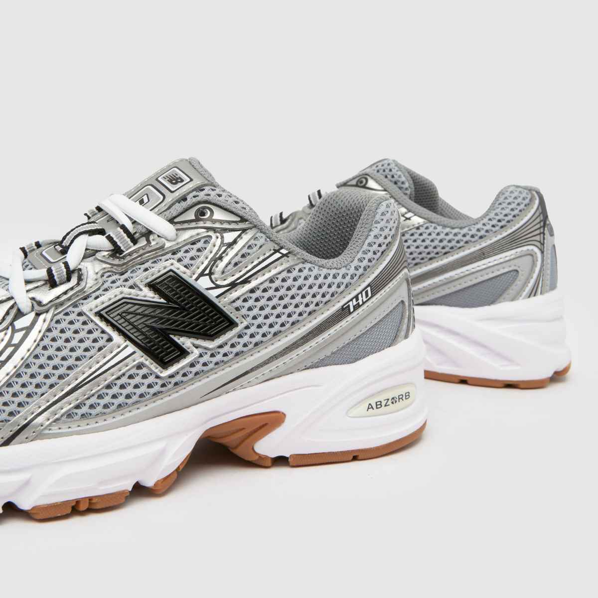 New Balance 740 Youth in Silver New Balance 740 7