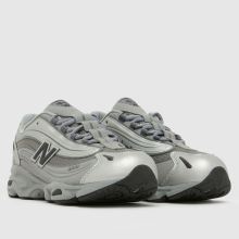 New Balance 1000 Youth in Silver New Balance 1000,2 of 4