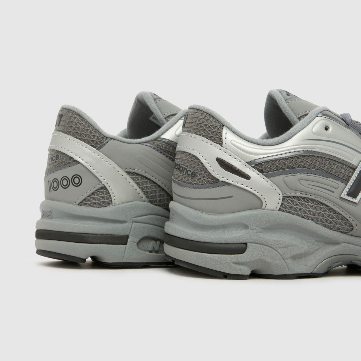 New Balance 1000 Youth in Silver New Balance 1000 7