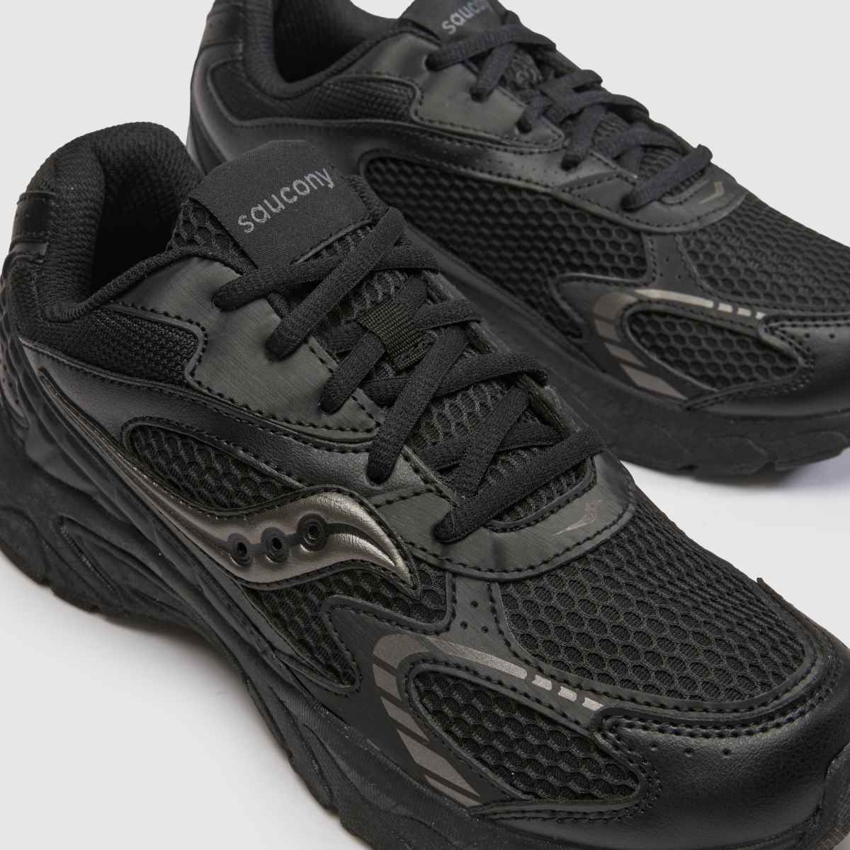Saucony Volt 1000 Youth in Black Saucony Volt 1000 4