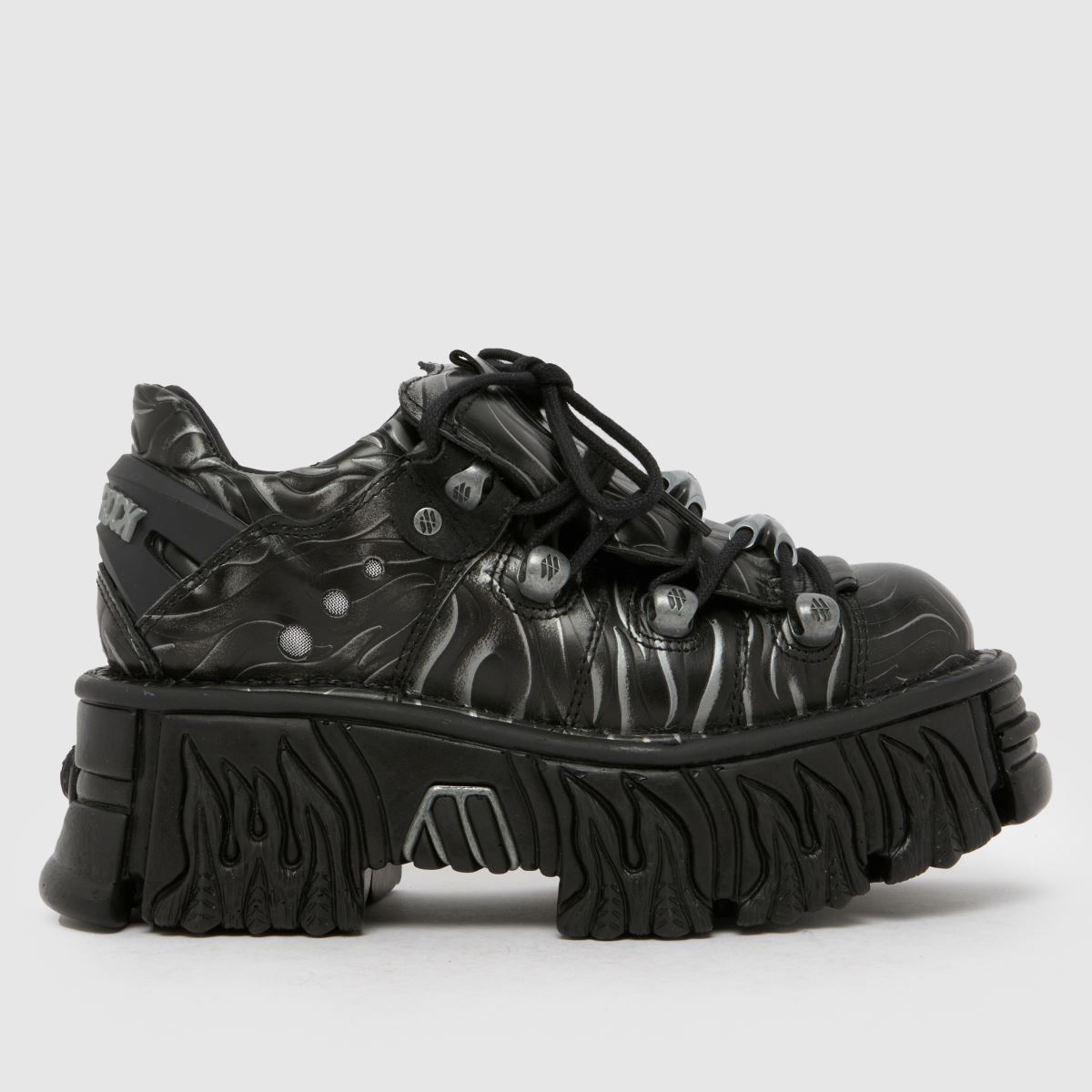 Flame Low  in
